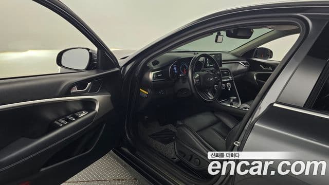 Genesis G70 Advanced, 2018 10