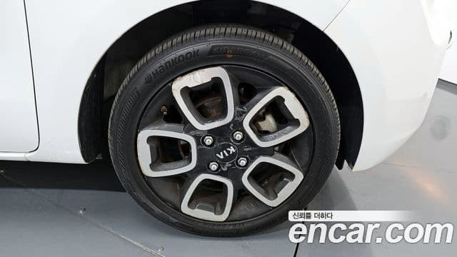 Kia The / новый New Ray Luxury, 2018 все фото