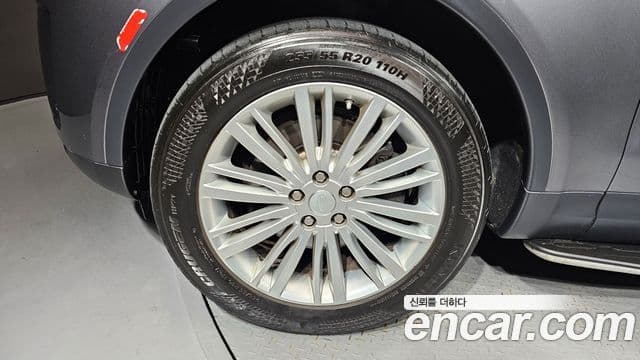 Land Rover Discovery 5 Luxury, 2017 все фото