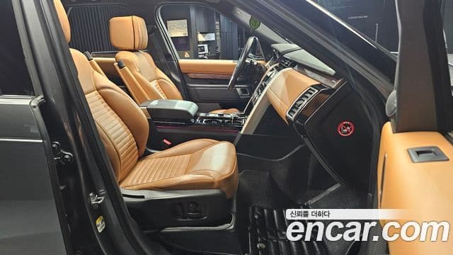 Land Rover Discovery 5 Luxury, 2017 10