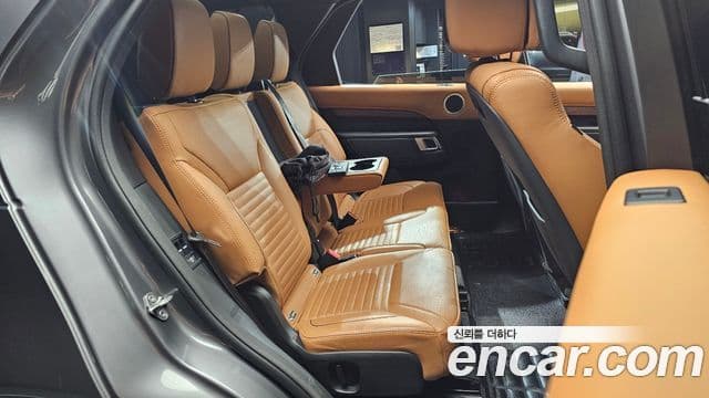 Land Rover Discovery 5 Luxury, 2017 12