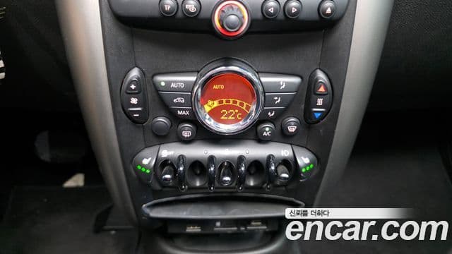 Mini Cooper D Countryman 1세대, 2014 17