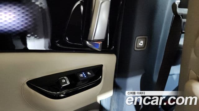 Kia Carnival 4세대 бензин 9인승 High Limousine(компания по спецнадстройкам), 2022 19
