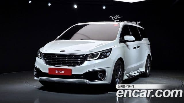 Kia All New Carnival Prestige, 2018 1