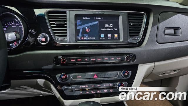 Kia All New Carnival Prestige, 2018 14