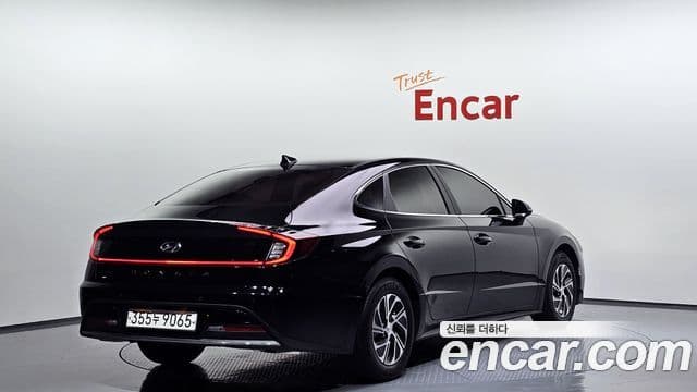 Hyundai Sonata гибрид (DN8) Modern, 2023 2