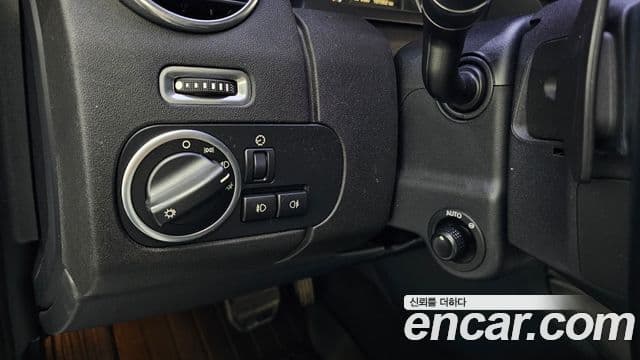 Land Rover Discovery 4 3.0 SDV6 HSE, 2015 17