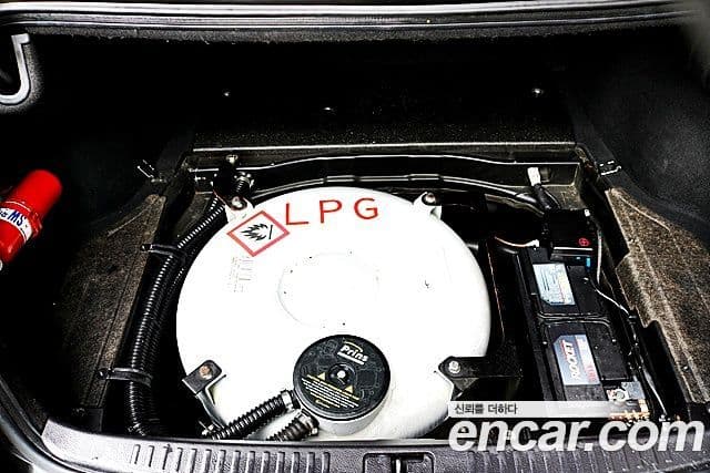 Hyundai Genesis Prada GP500, 2012 9