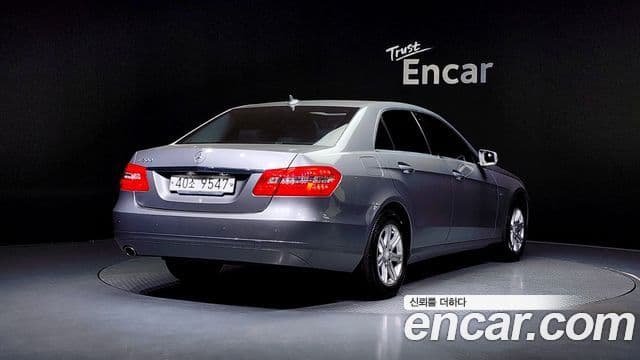 Mercedes-Benz E-класс W212 E200 CGI, 2012 2