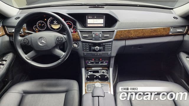 Mercedes-Benz E-класс W212 E200 CGI, 2012 7