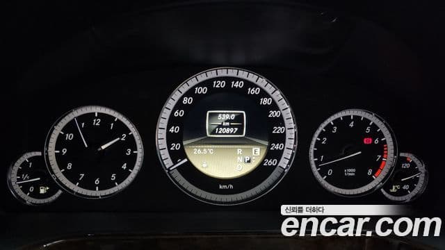 Mercedes-Benz E-класс W212 E200 CGI, 2012 8