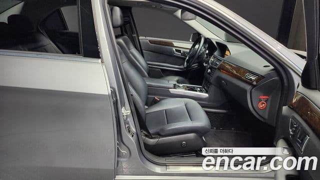 Mercedes-Benz E-класс W212 E200 CGI, 2012 11
