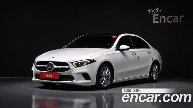 Mercedes-Benz A-класс W177 A220 седан, 2020 1