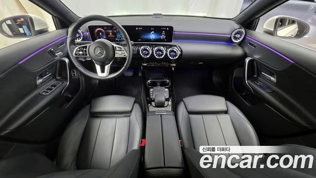 Mercedes-Benz A-класс W177 A220 седан, 2020 7