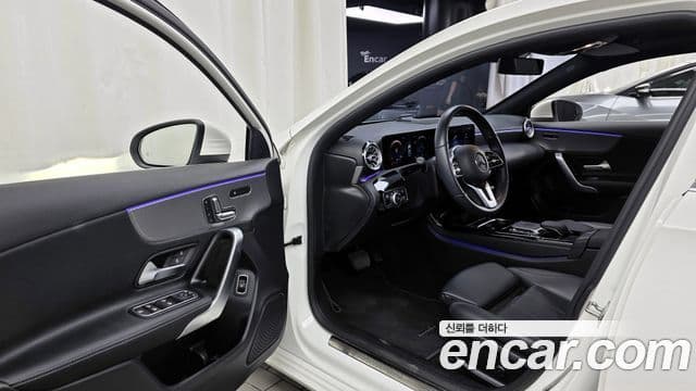 Mercedes-Benz A-класс W177 A220 седан, 2020 10