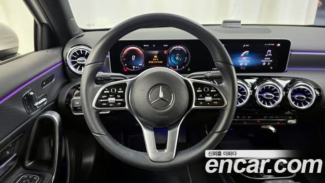 Mercedes-Benz A-класс W177 A220 седан, 2020 13