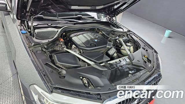 BMW 5시리즈 (G30) 520d Luxury Plus, 2019 6