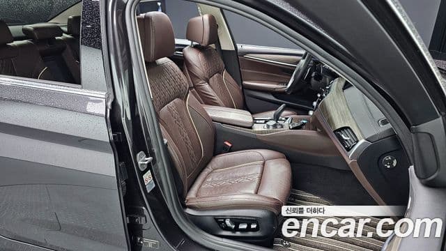 BMW 5시리즈 (G30) 520d Luxury Plus, 2019 10