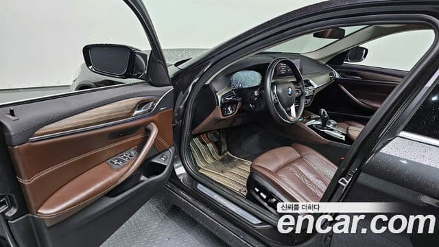 BMW 5시리즈 (G30) 520d Luxury Plus, 2019 11