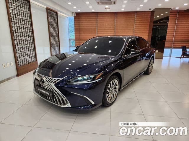 Lexus ES300h 7세대 Executive, 2026 1