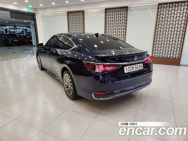 Lexus ES300h 7세대 Executive, 2026 2