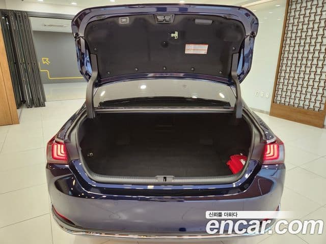 Lexus ES300h 7세대 Executive, 2026 все фото