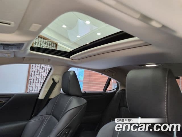 Lexus ES300h 7세대 Executive, 2026 8