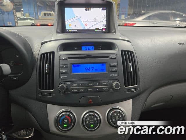 Hyundai Avante HD Value, 2010 12