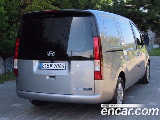 Hyundai Staria Modern, 2025 3