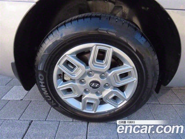 Hyundai Staria Modern, 2025 18
