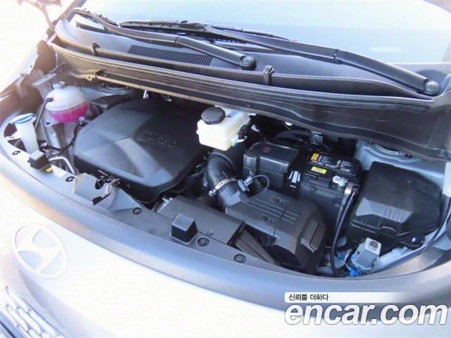 Hyundai Staria Modern, 2025 20