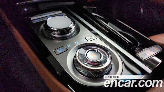 Genesis G80 (RG3) бензин 2.5 турбо AWD, 2024 9