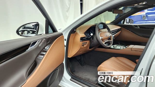 Genesis G80 (RG3) бензин 2.5 турбо AWD, 2024 10