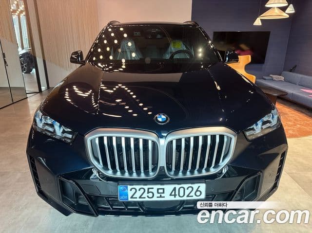 BMW X5 (G05) xDrive 40i M Sport, 2025 1
