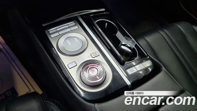 Genesis G80 (RG3), 2022 9