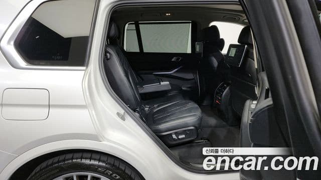 BMW X7 (G07) xDrive 40i Design Pure Excellence 7인승, 2021 12