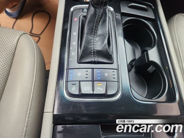 Kia All New Carnival Prestige, 2017 9