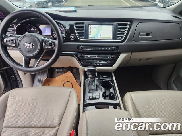 Kia All New Carnival Prestige, 2017 12