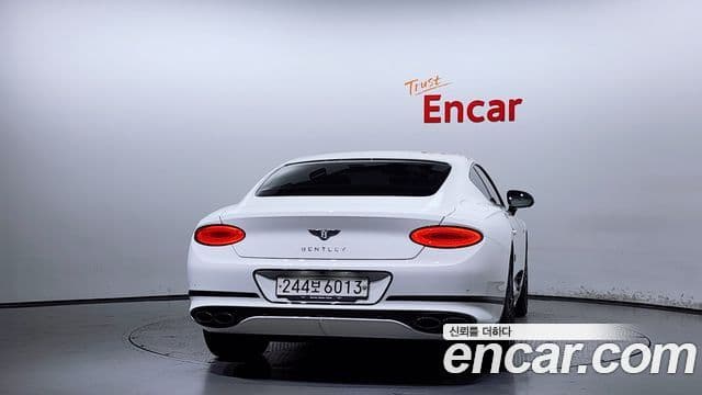 Bentley Continental GT 3세대 4.0 GTS, 2023 4