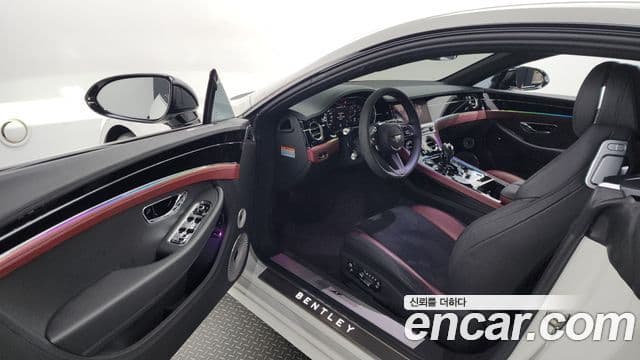 Bentley Continental GT 3세대 4.0 GTS, 2023 10