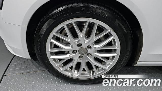 Audi New A4 B8, 2016 все фото