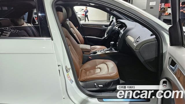 Audi New A4 B8, 2016 10