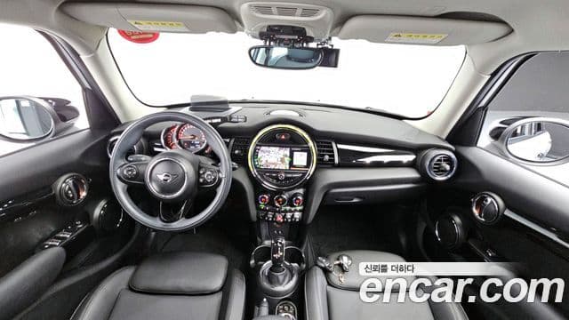 Mini Cooper 3세대, 2020 7