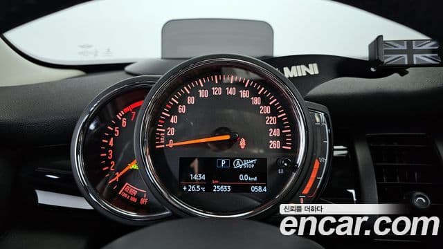 Mini Cooper 3세대, 2020 8