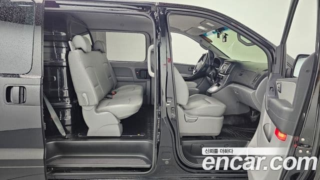 Hyundai The / новый New Grand Starex Modern, 2021 12