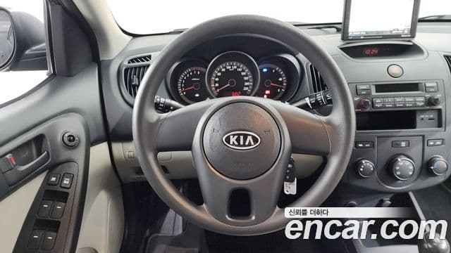 Kia Forte люксовая версия, 2009 13