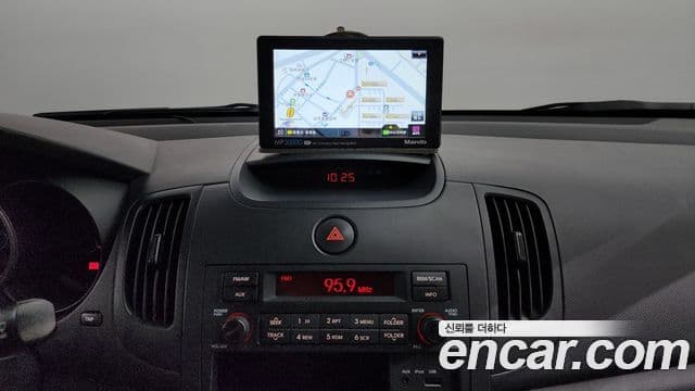 Kia Forte люксовая версия, 2009 17