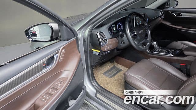 Hyundai Grandeur IG 3.0 LPi Exclusive (арендный автомобиль), 2018 12