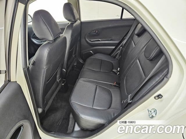 Kia All New Morning Deluxe, 2012 14