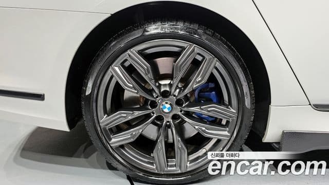 BMW 7시리즈 (G11) M760Li xDrive, 2020 все фото
